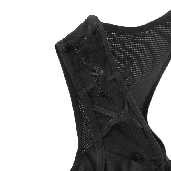 Strive-Fly-Vest-BlacF.webp