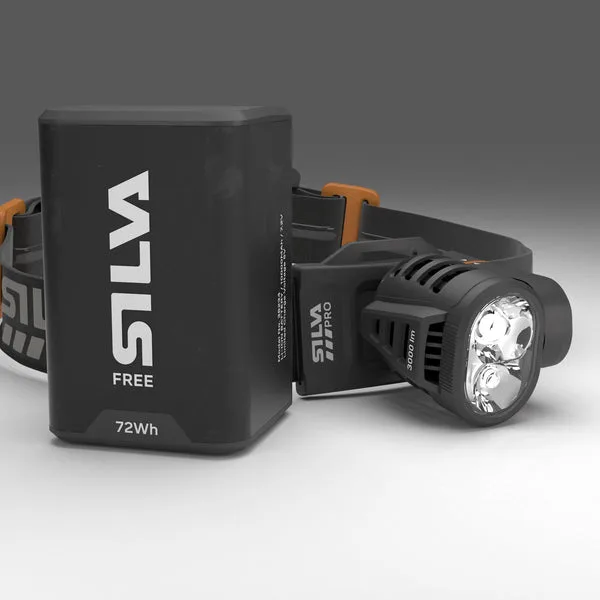 FreeLight_3000_38450_battery_beside.webp